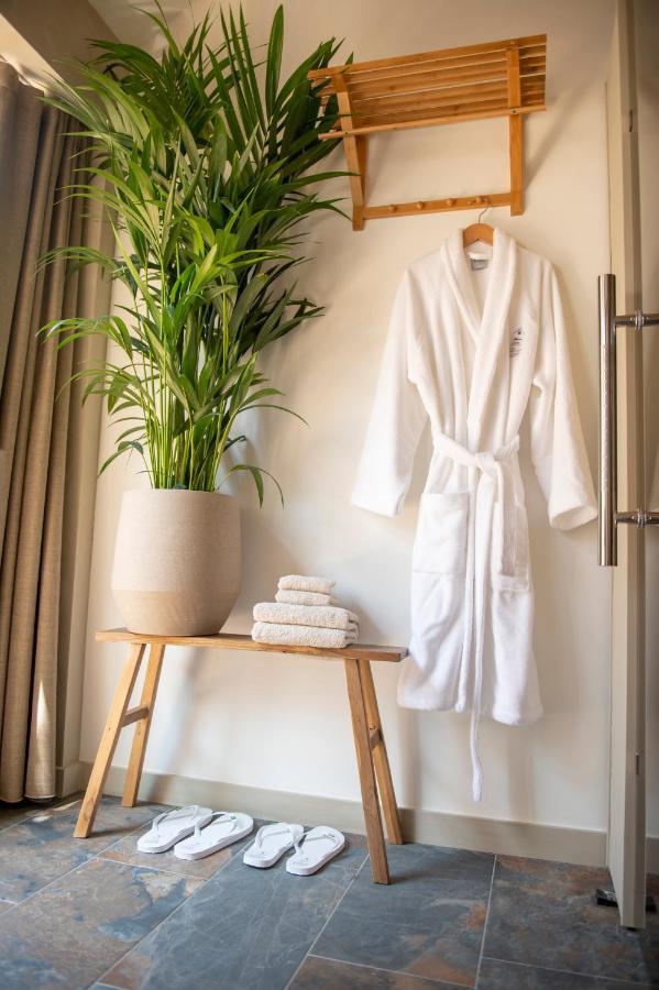 Lodge & Loft ซาสเซนไฮม์ ภายนอก รูปภาพ